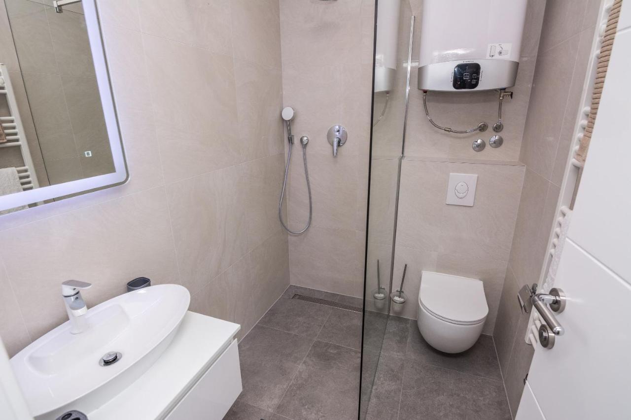 Apartment Spanic 1 Vir Zewnętrze zdjęcie