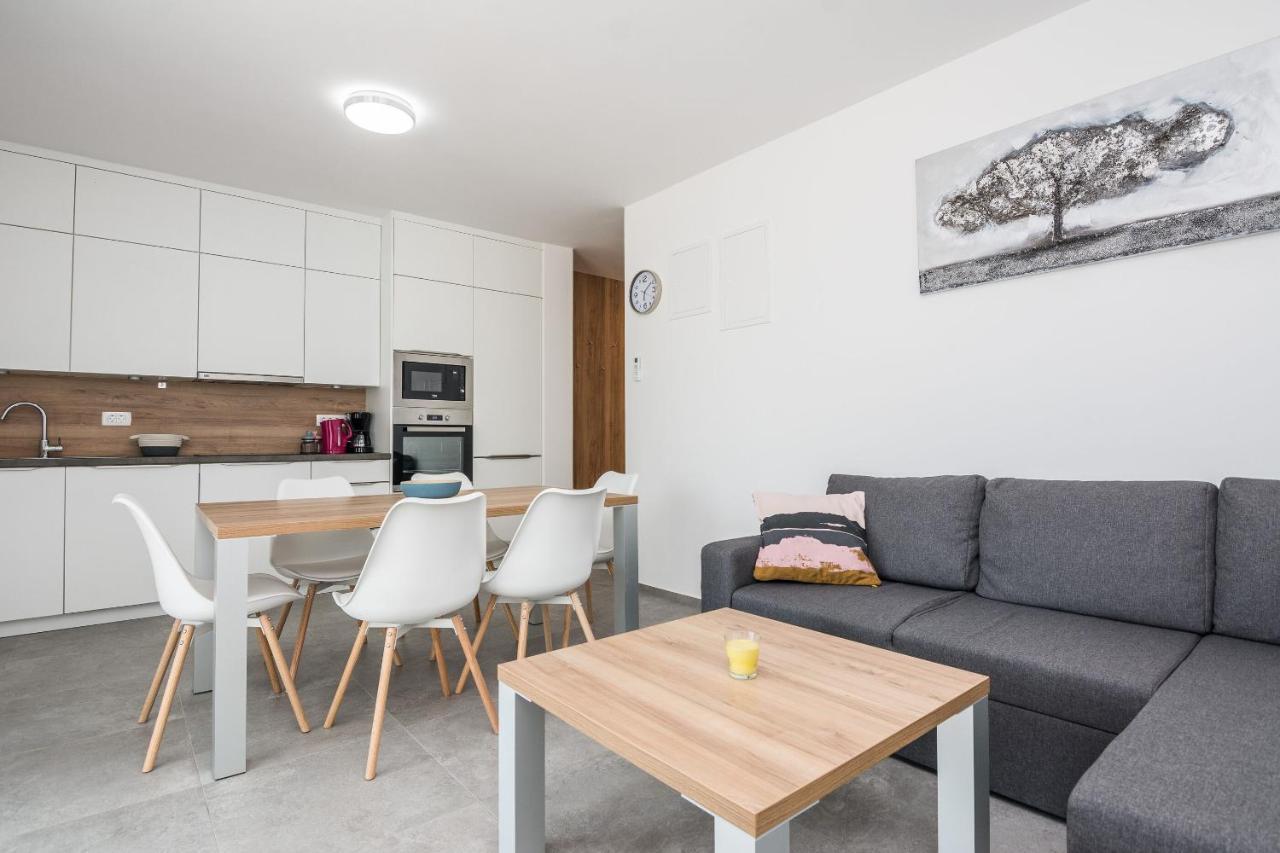 Apartment Spanic 1 Vir Zewnętrze zdjęcie