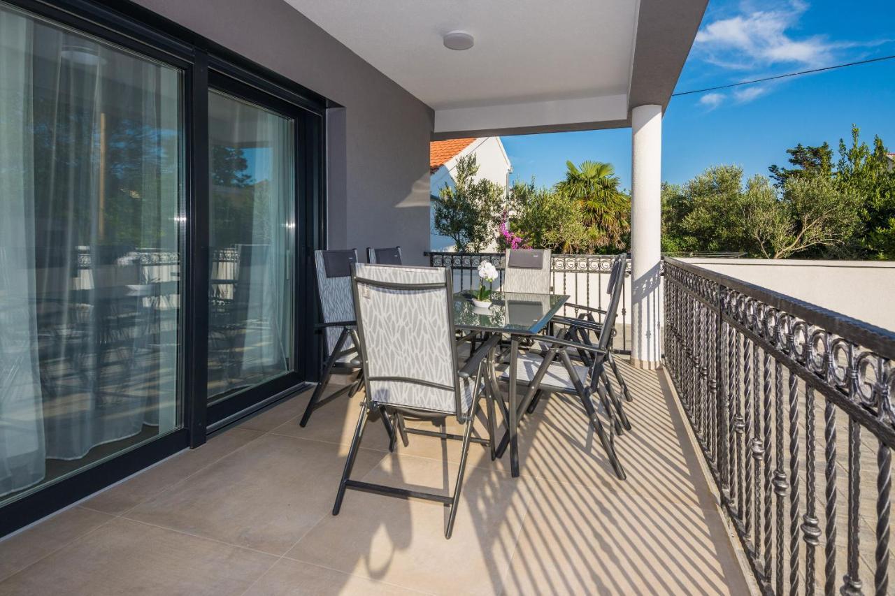 Apartment Spanic 1 Vir Zewnętrze zdjęcie