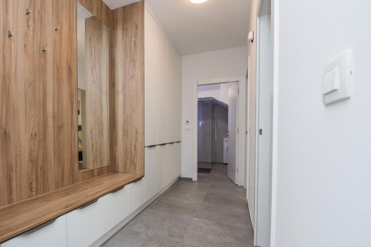 Apartment Spanic 1 Vir Zewnętrze zdjęcie