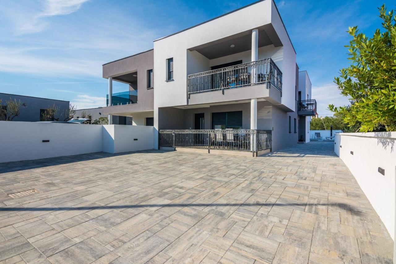 Apartment Spanic 1 Vir Zewnętrze zdjęcie