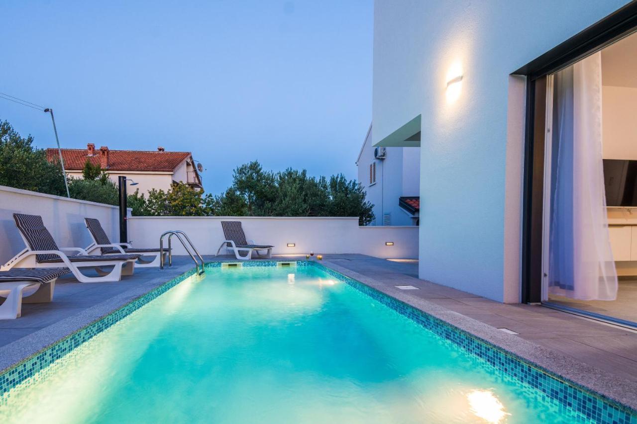 Apartment Spanic 1 Vir Zewnętrze zdjęcie